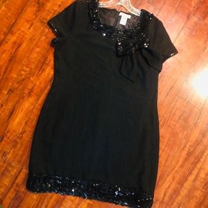 vintage style dress with sequined bow